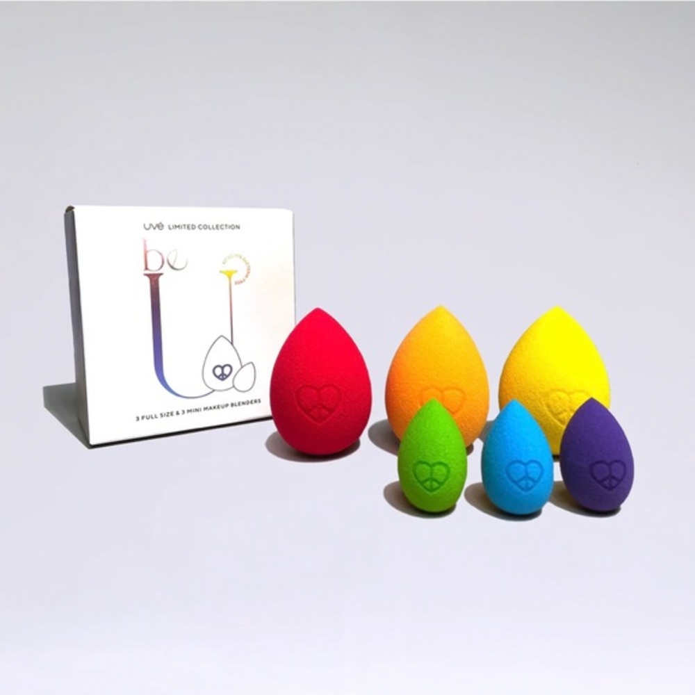 ❤️HOST PICK❤️ NIB Uve Beauty blender set
